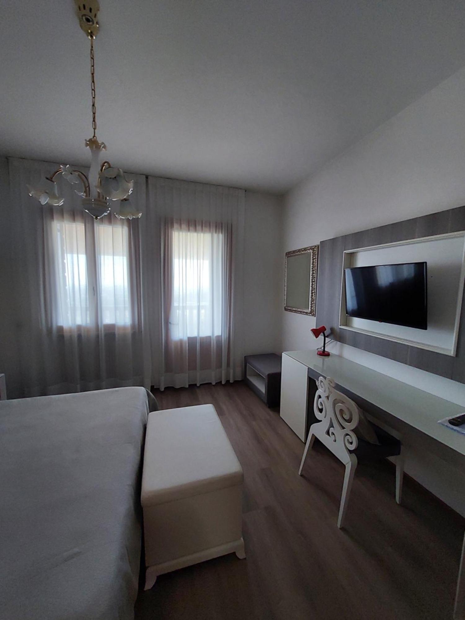 Albergo Alla Pineta Montebelluna Eksteriør bilde